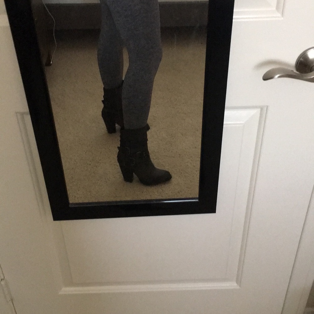 Ankle moto boots - Picture 3 of 4